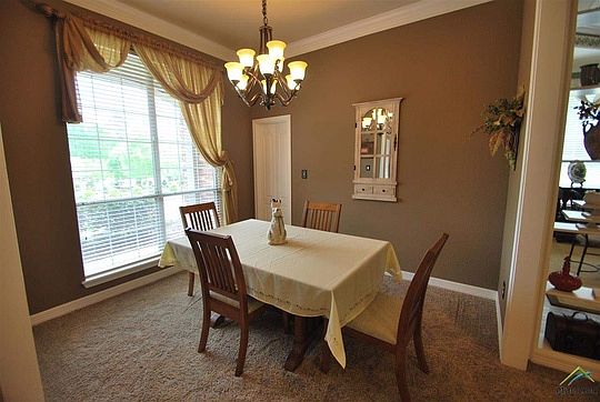 3rd image of 11255 Chasewood Dr
