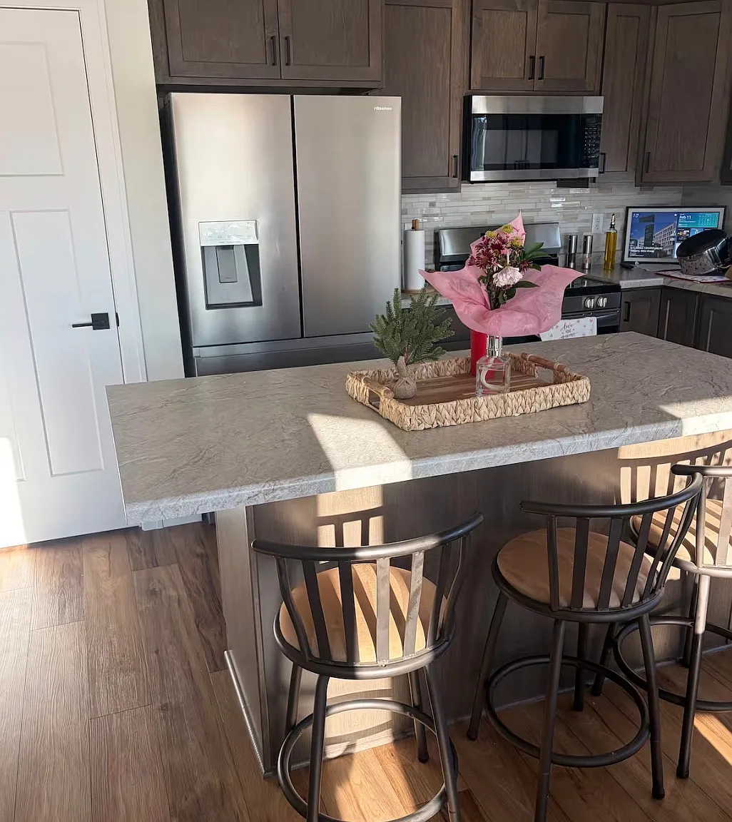 3 bed, 1535 sqft, $2,400 — Photo 3