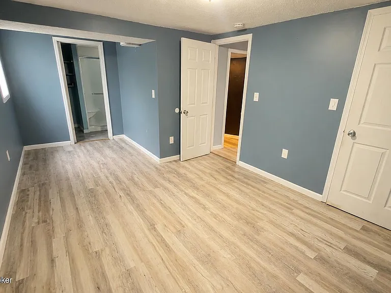9303 Cinderella Ln — Photo 11