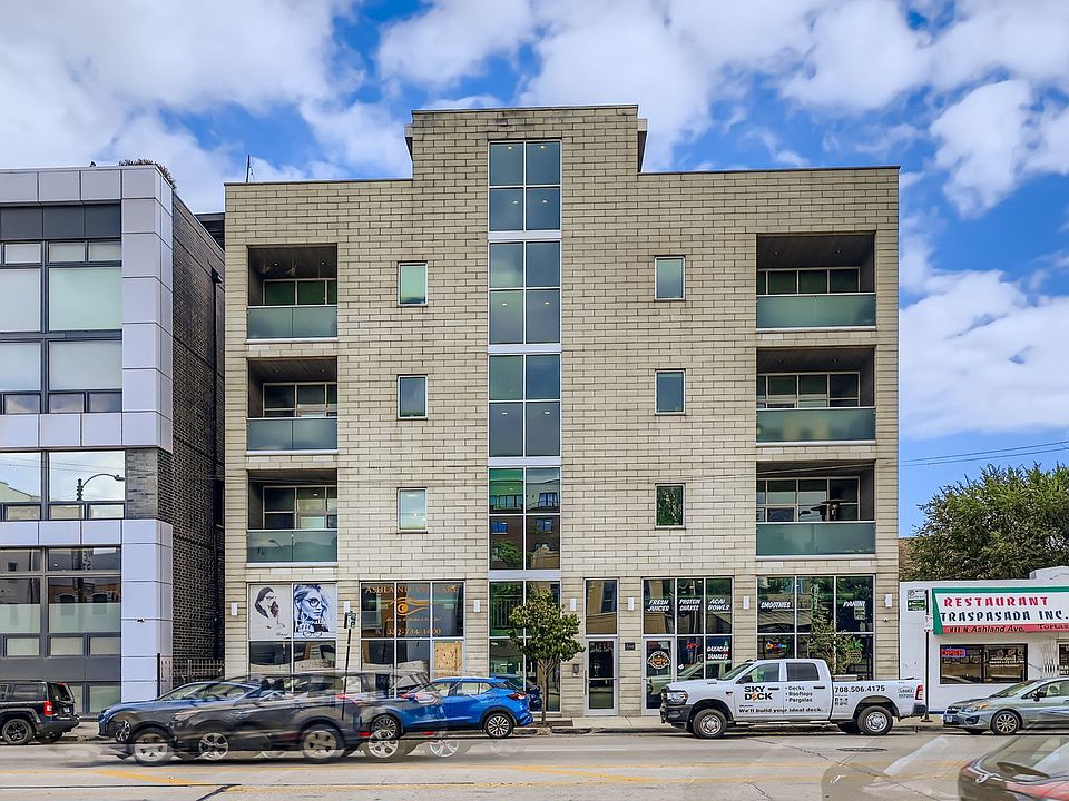 1st image of 815 N Ashland Ave #4N