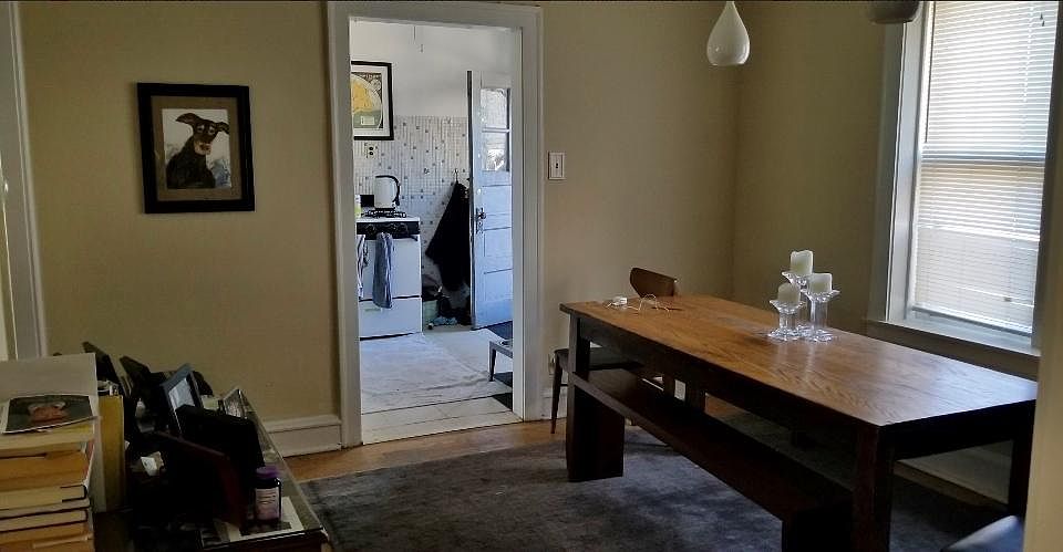 2nd image of 3702 N Hoyne Ave #2-11