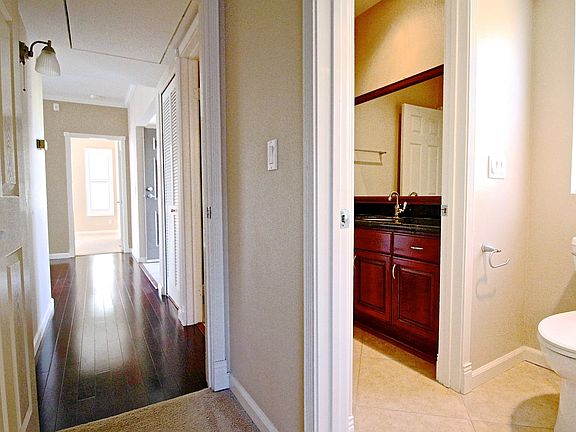 5th image of 1260 Cleveland Ave #227