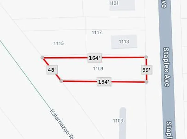 1109 Staples Ave, Kalamazoo, MI 49007