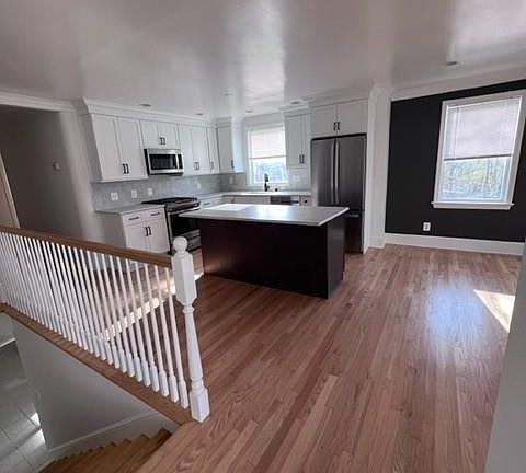 4th image of 274 Valley Rd #1