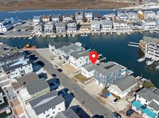 365 47th Pl, Sea Isle City, NJ 08243