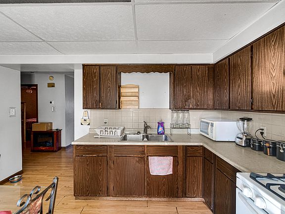 3rd image of 5603-5605 Tulip Ave