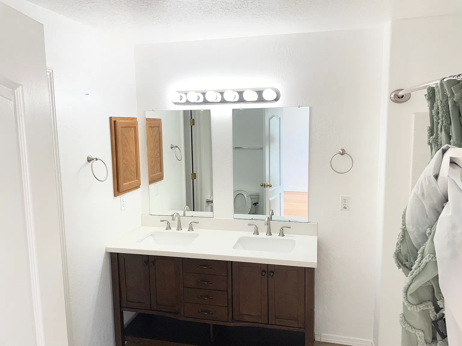 3 bed, 2.5 bath, 1600 sqft, $2,895 — Photo 3