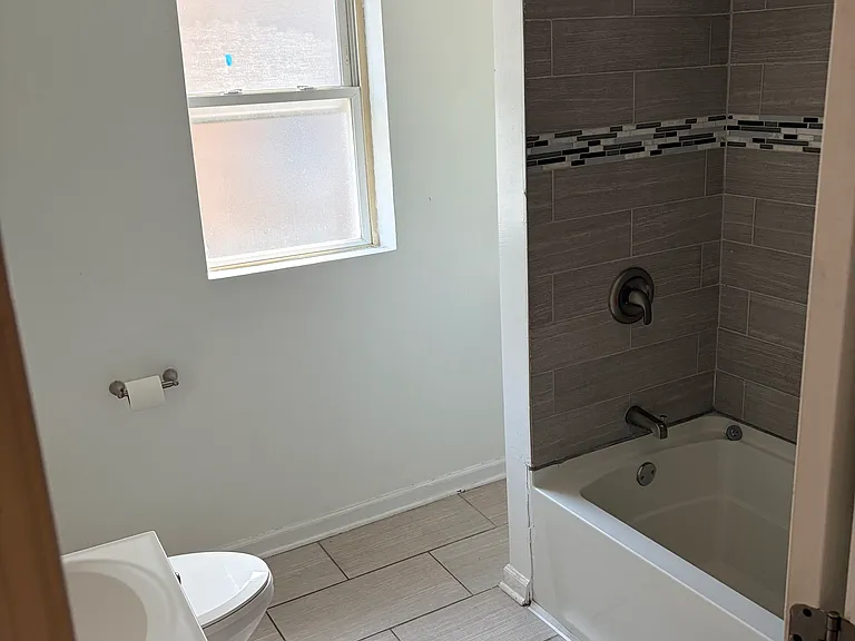 7831 S Cornell Ave #3 — Photo 5
