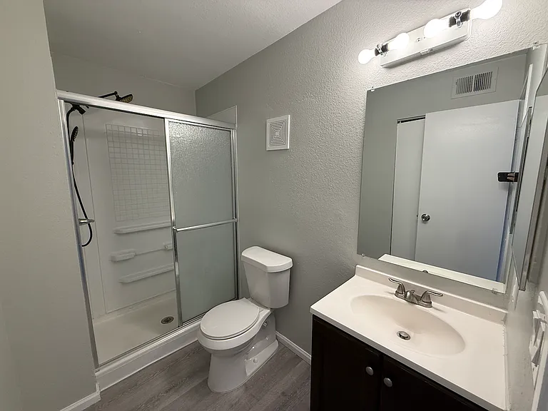 14434 E Colorado Dr #201 — Photo 2