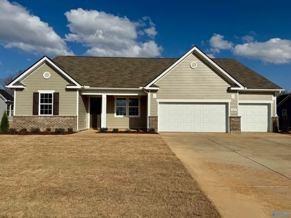 140 Jude Ln, Hazel Green, AL 35750