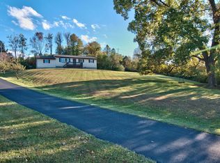 5682 Cherry Valley Rd, Stroudsburg, PA 18360