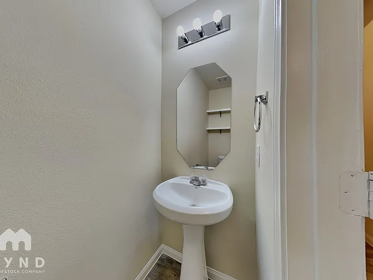 10119 Berrypatch Ln — Photo 24