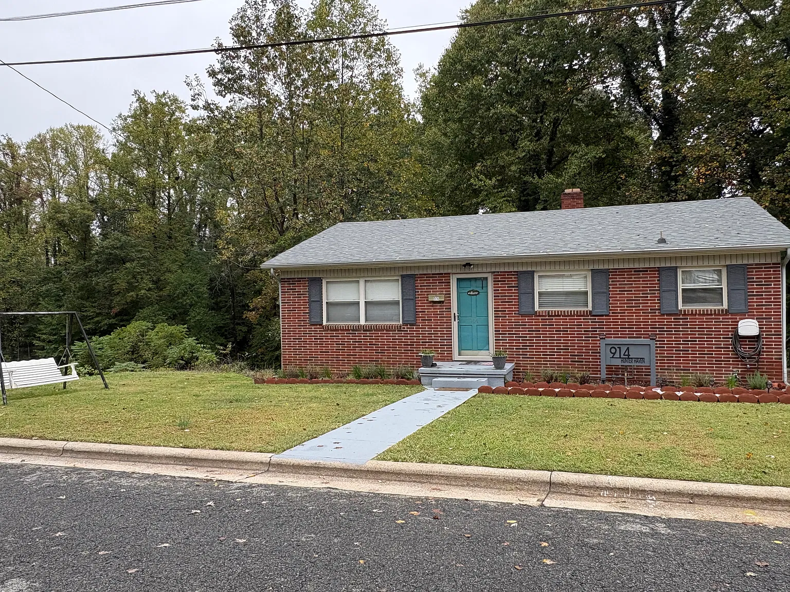 4 bed, 2064 sqft, $1,700 — Photo 2
