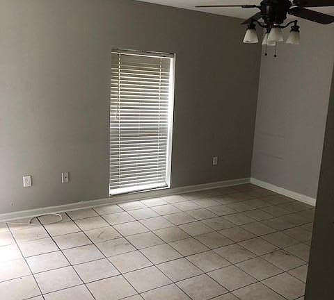 4th image of 1744 Newport Pl