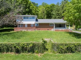 191 N Angle Ave, Lebanon, VA 24266