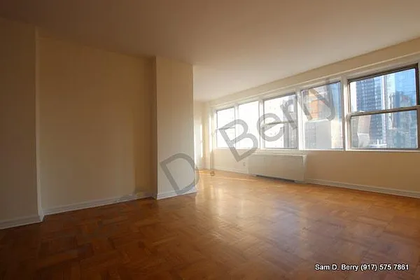 Rented by Keller Williams NYC | media 18