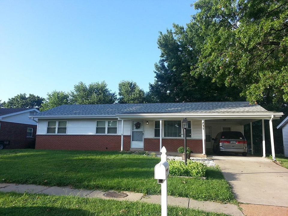 1st image of 735 Mary Jo Ln #735