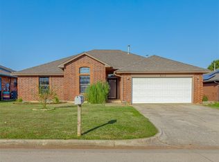8313 Breezewood Dr, Oklahoma City, OK 73135
