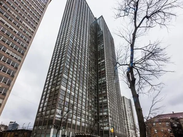 655 W Irving Park Rd APT 1903, Chicago, IL 60613