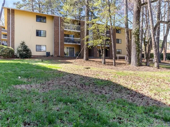 1110 Schaub Dr APT B, Raleigh, NC 27606