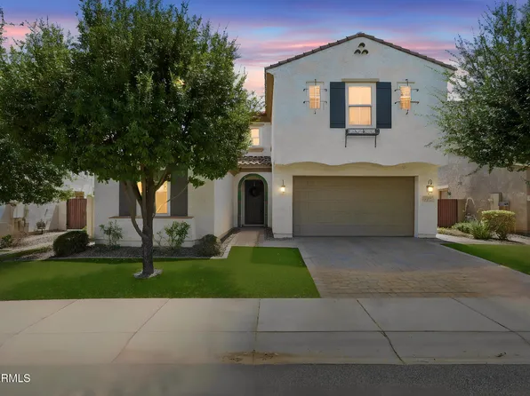 923 W YELLOWSTONE Way, Chandler, AZ 85248