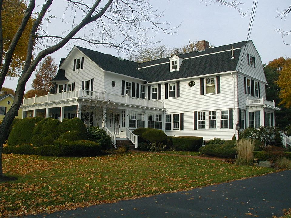 2nd image of 139 New Meadow Rd