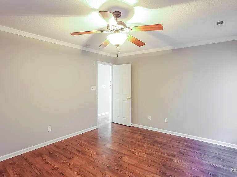 9100 Kaladar Ct — Photo 7