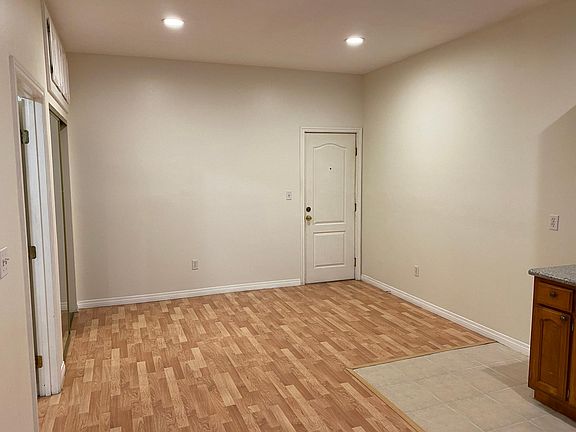 5th image of 212 W Palmer Ave APT 22
