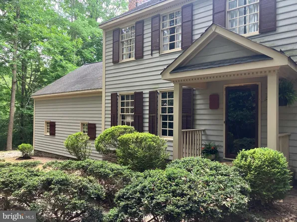 128 Crownpoint Rd, Williamsburg, VA 23185