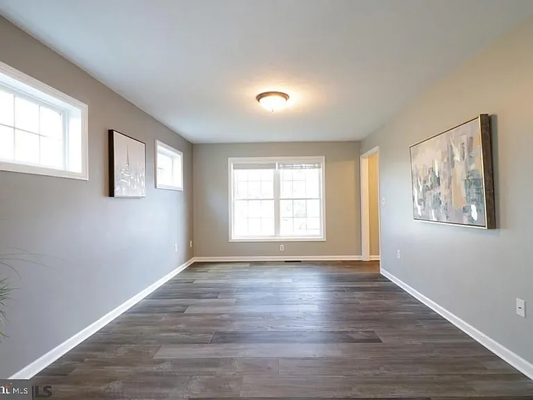 164 Whisper Ridge Dr — Photo 5