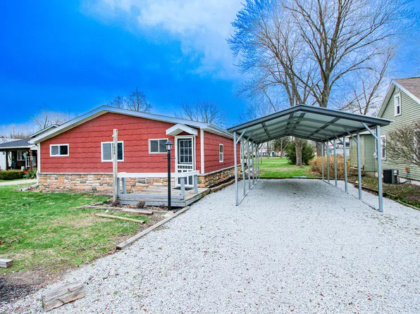 1008 N Agnew St, Winamac, IN 46996