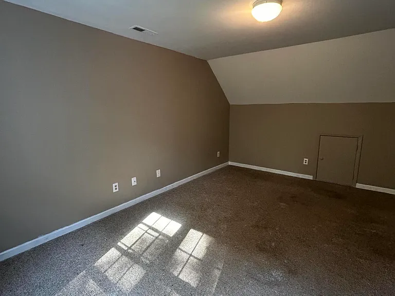 5418 Gunnette Dr — Photo 5
