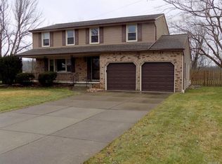 273 Colonial Dr, Grand Island, NY 14072