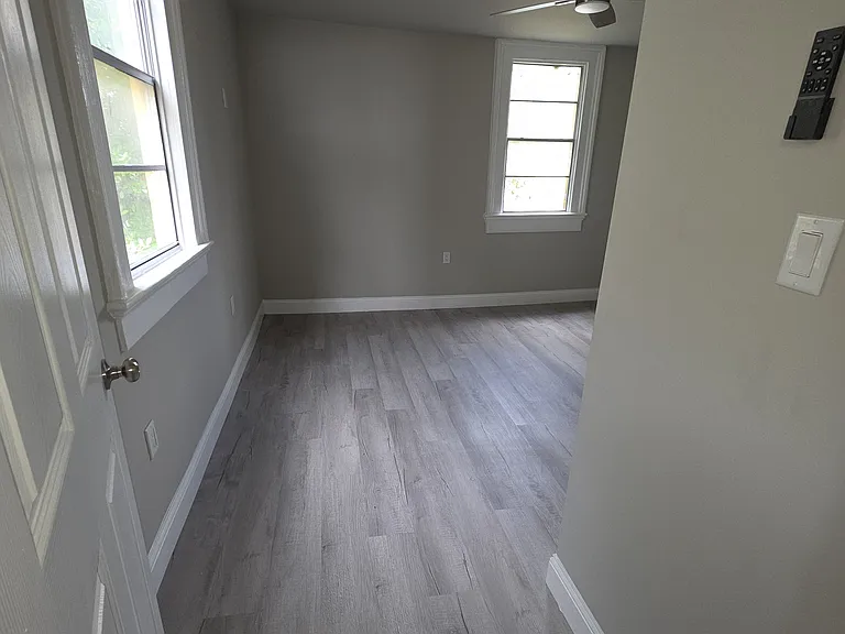 1547 Chippewa St #1547 — Photo 18