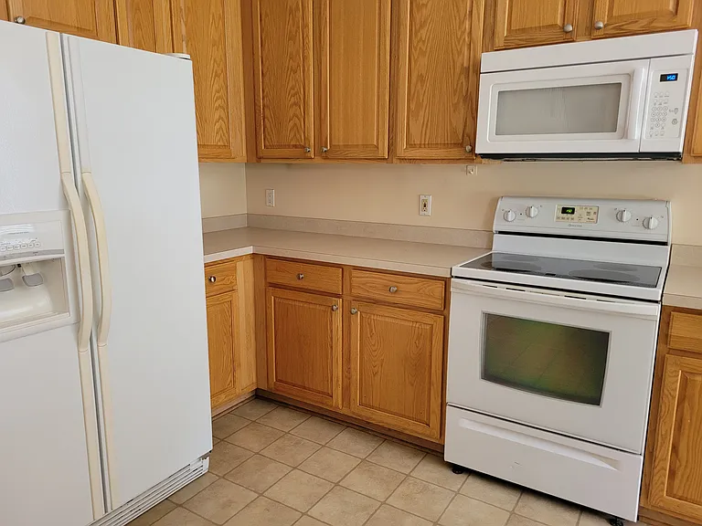 Pinecrest Dr — Photo 13