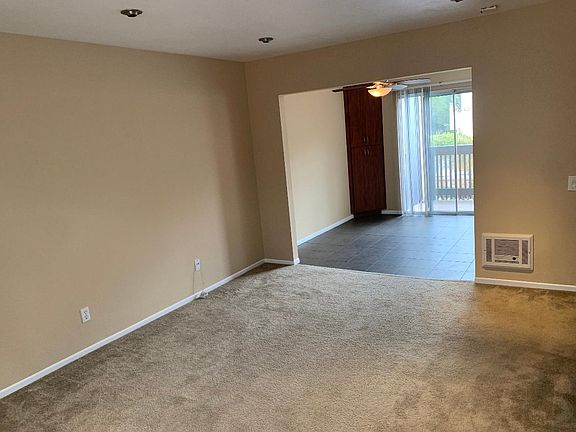 5th image of 7988 Mission Center Ct Unit E