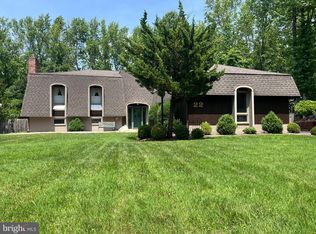 22 Virginia Trl, Medford, NJ 08055