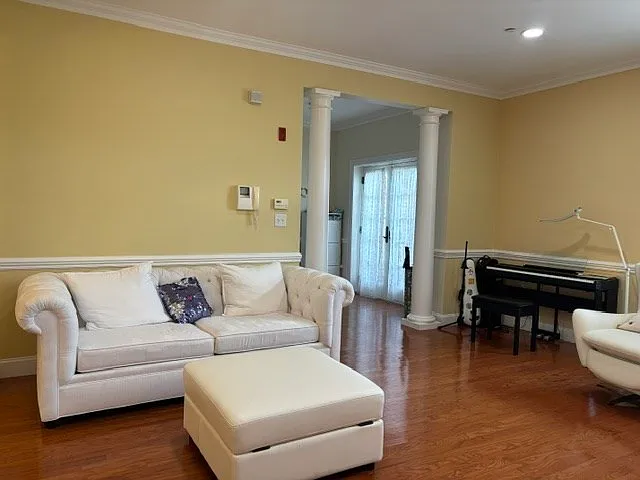 10 Winchester Pl #102 — Photo 11