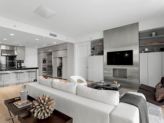 4th image of 9705 Collins Ave Unit 805N