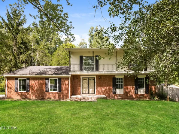 214 Meadow Ln, La Follette, TN 37766