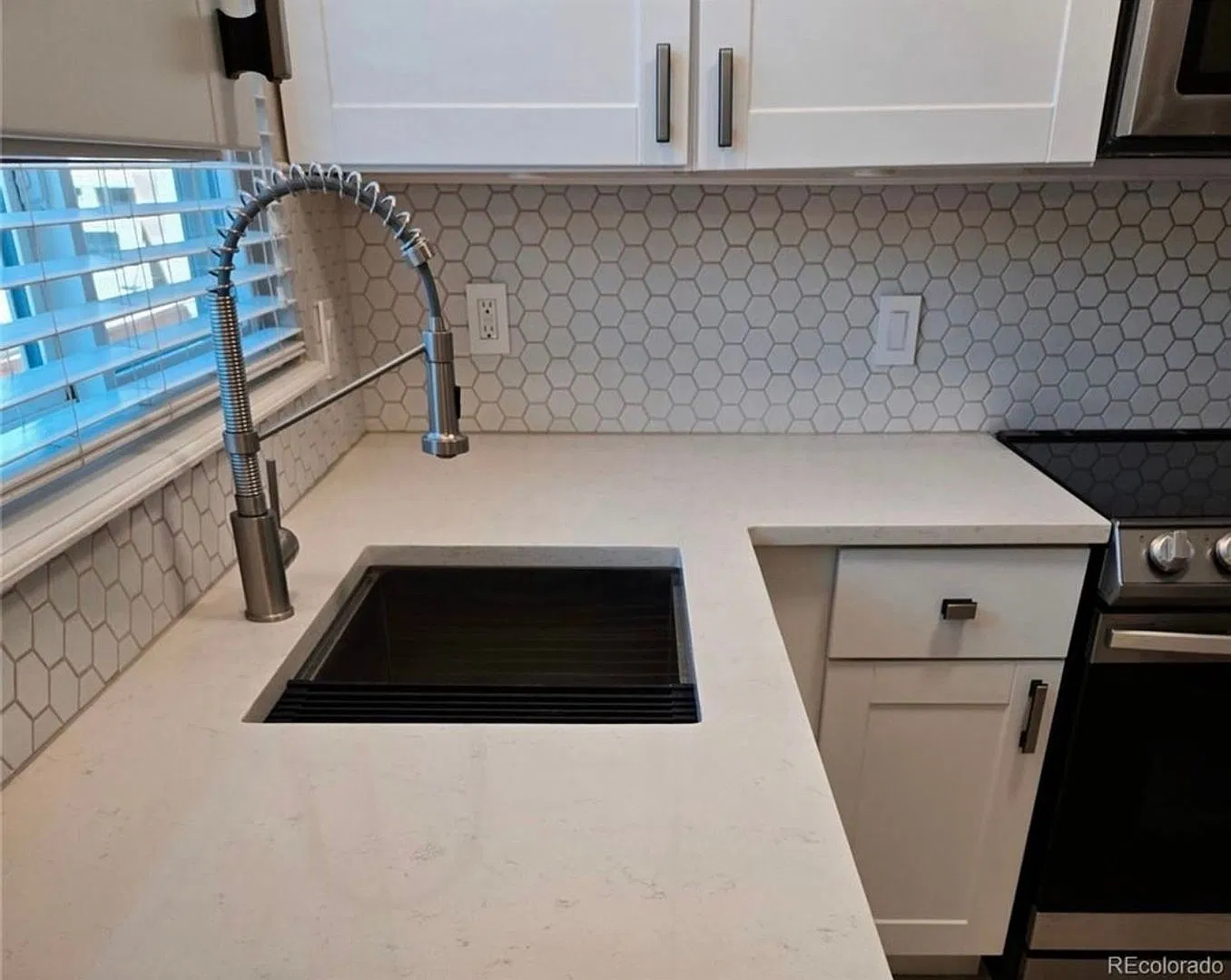 Charming 1BR House in Littleton — Photo 4