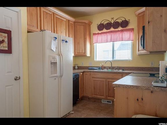 4th image of 2172 N 2040 W