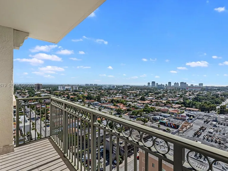 3232 SW 22nd St #1701 — Photo 13