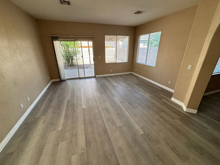 2398 Swifton Ct — Photo 11