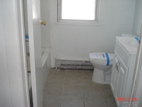 5th image of 15 Simmons St