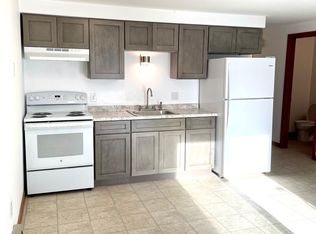 9 Quinebaug Rd #1R, Dudley, MA 01571