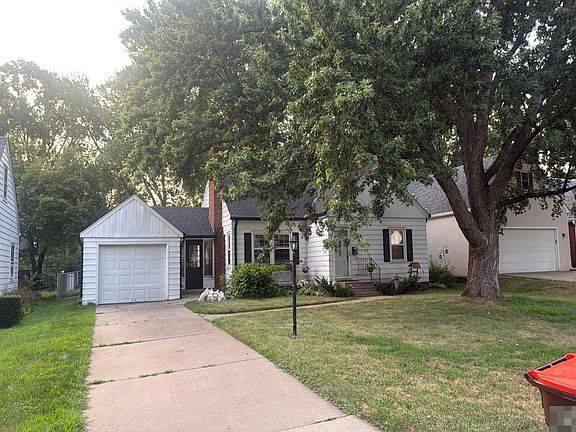 3rd image of 1782 Holton St