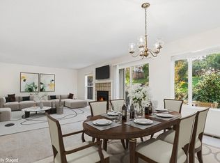 1304 Foothill Dr, Healdsburg, CA