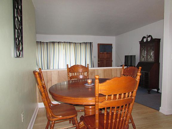 4th image of 3821 Fleming Ave NE