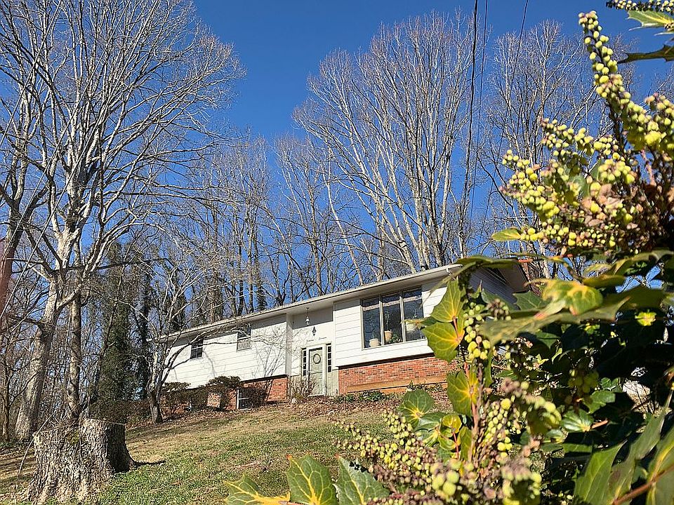 1st image of 1717 Kemper Ln
